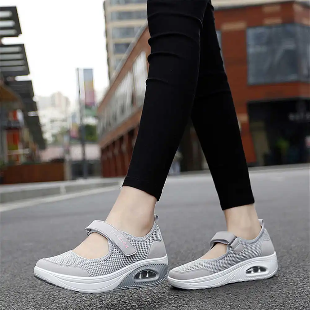 Women Formal Wear Types - Sepatu Basket pria, sneaker olahraga warna